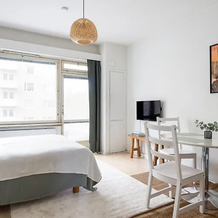 Family & Baby Ready Hideaway Apartment *
